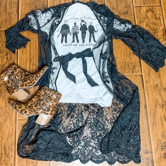 Black Rose Kimono - Picture 1 of 2